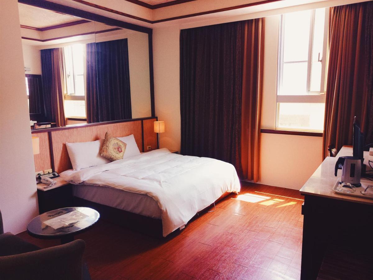 玉泉旅館 Jiaoxi Esterno foto