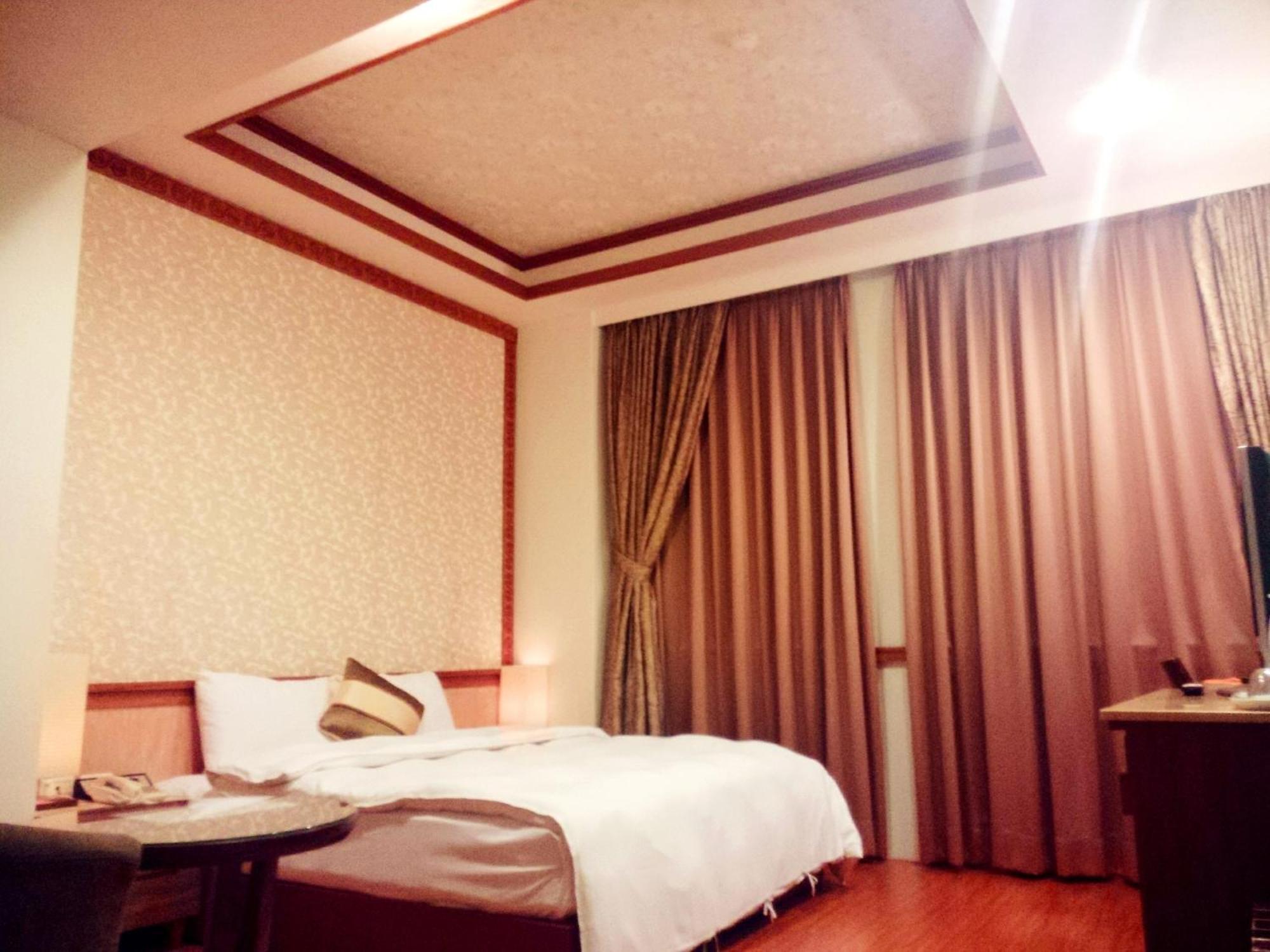 玉泉旅館 Jiaoxi Esterno foto
